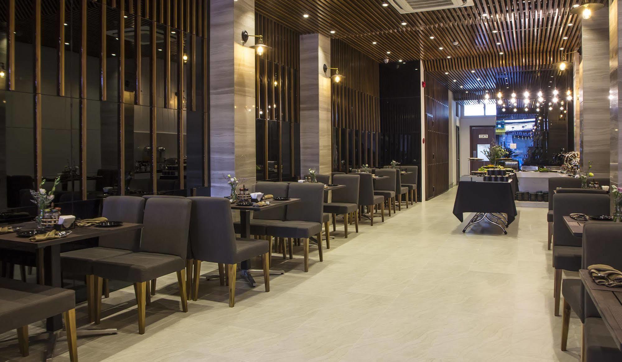 Aroma Nha Trang Boutique Hotel Buitenkant foto