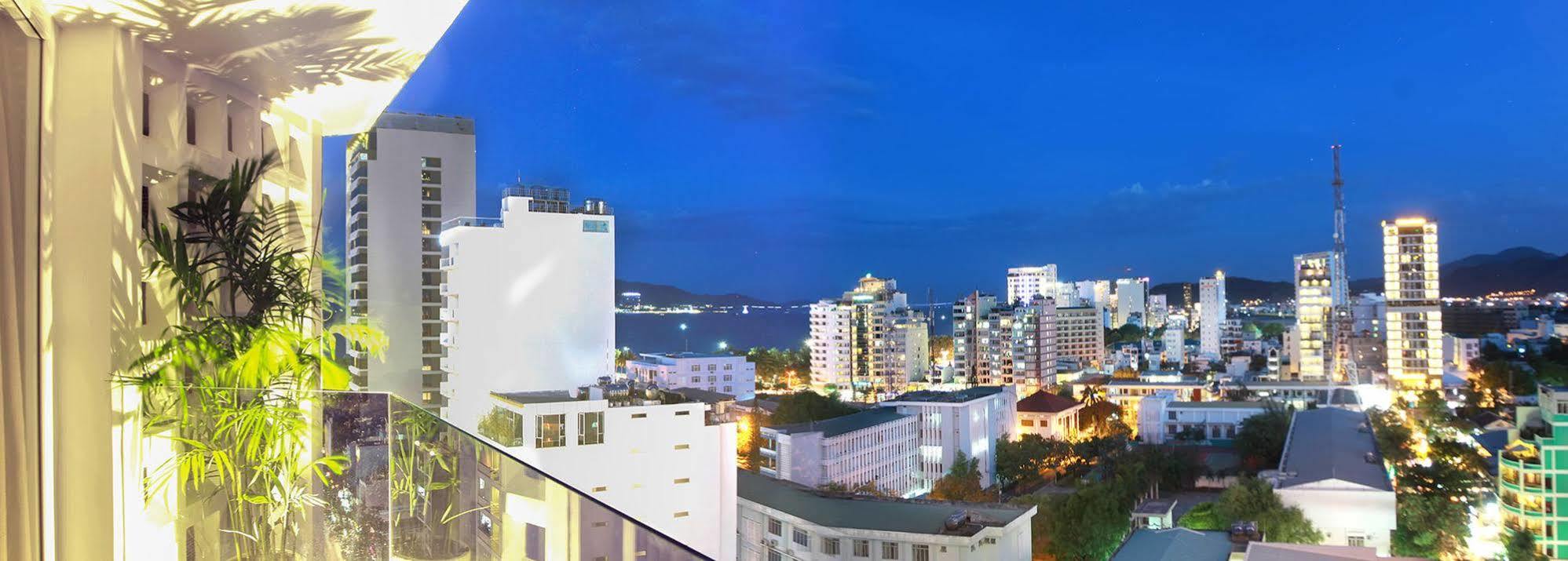 Aroma Nha Trang Boutique Hotel Buitenkant foto