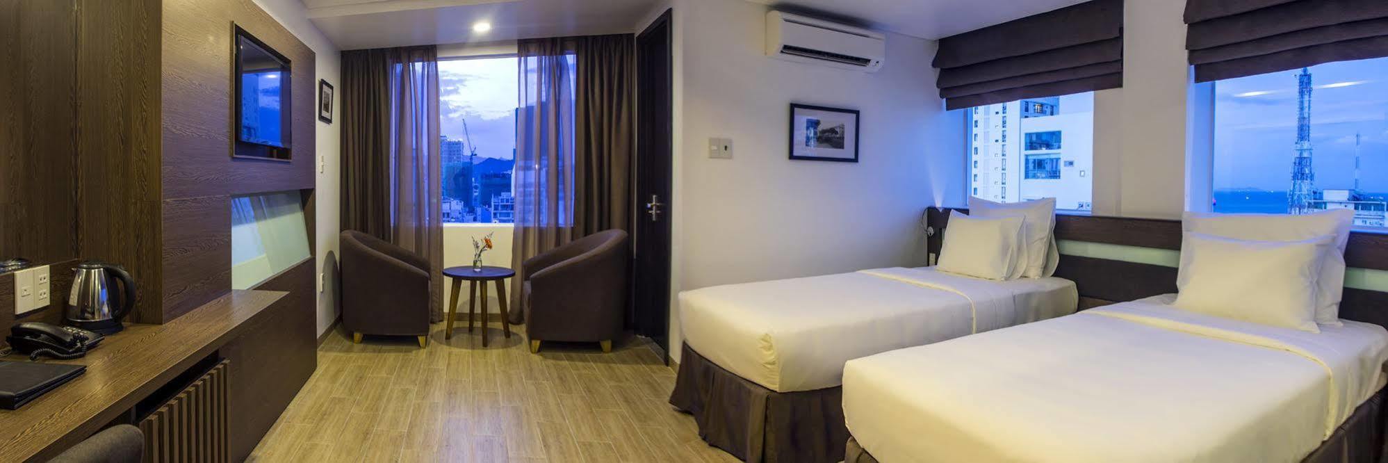 Aroma Nha Trang Boutique Hotel Buitenkant foto